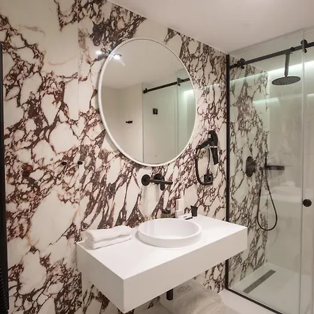 Hotel Elisa Tirana, Affiliated By Melia 4*