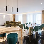 Hotel Elisa Tirana, Affiliated By Meliá 4*