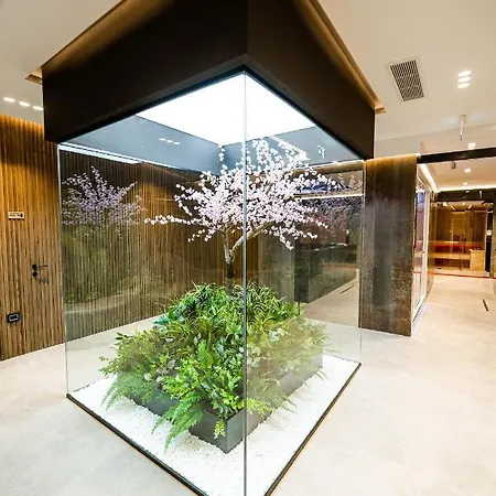 Elisa Tirana, Affiliated By Melia Hotel 4*