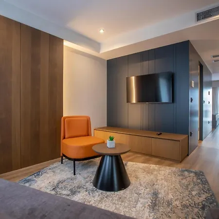 Elisa Tirana, Affiliated By Melia Τίρανα