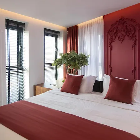 Elisa Tirana, Affiliated By Melia Hotel 4*