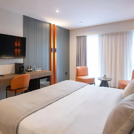 Elisa Tirana, Affiliated By Melia Otel 4*