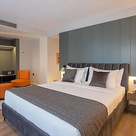 Otel Elisa Tirana, Affiliated By Melia 4*