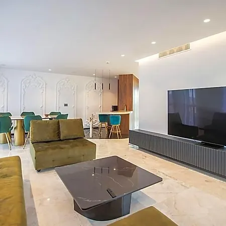 Otel Elisa Tirana, Affiliated By Melia 4*