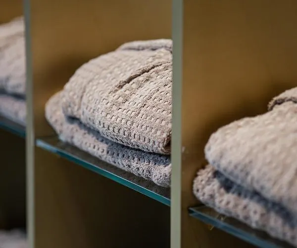 Elisa Tirana, Affiliated By Meliá 4*