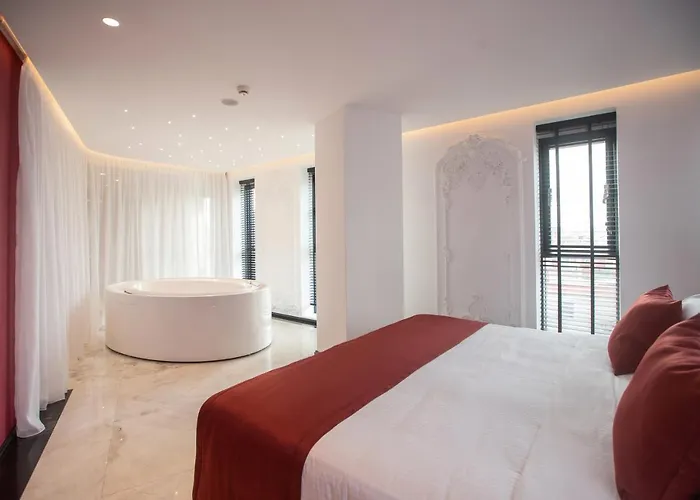 Elisa Tirana, Affiliated By Melia Hotel 4*