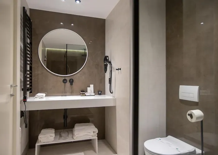 Elisa Tirana, Affiliated By Melia Hotel