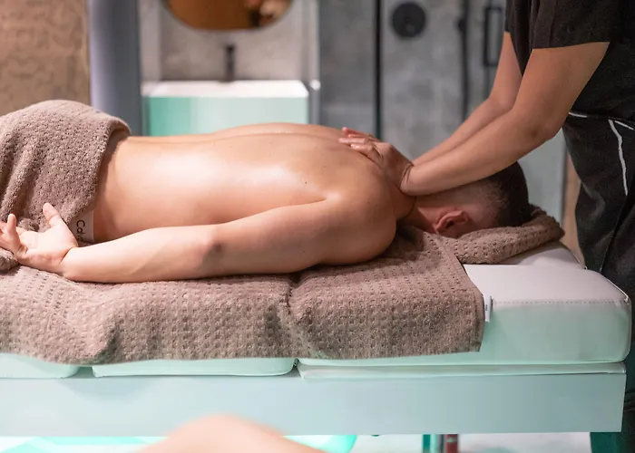 Hotel Elisa Tirana, Affiliated By Meliá 4*