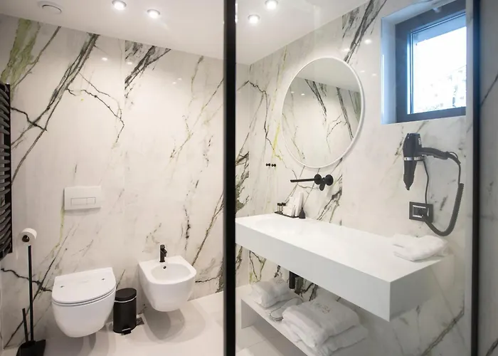 Отель Elisa Affiliated By Melia 4*