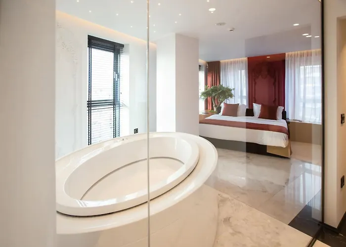 Elisa Affiliated By Melia 4* Тирана