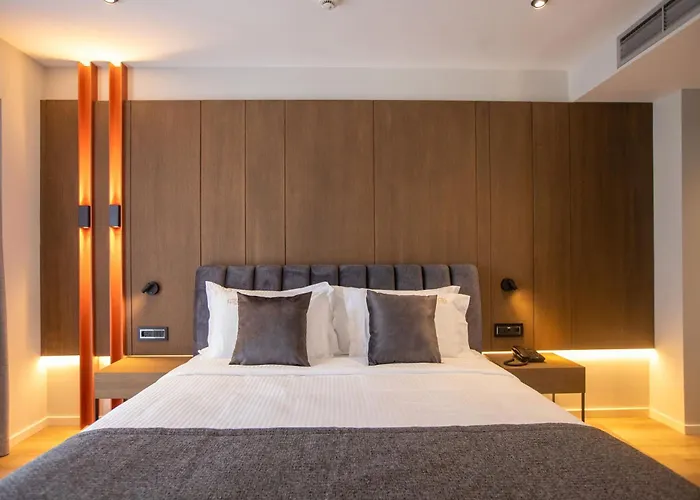 Elisa Affiliated By Melia Tirana